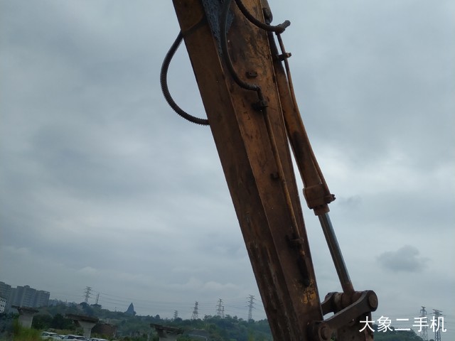 山重建机 JCM922D 挖掘机