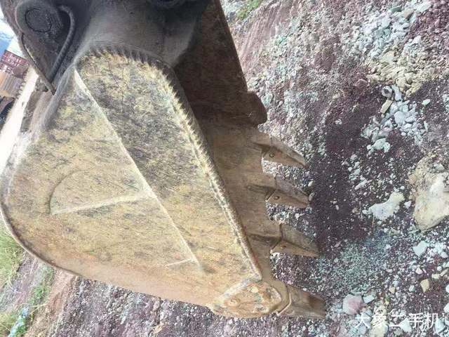 现代 R80-7 挖掘机