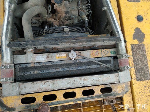 山重建机 JCM922D 挖掘机