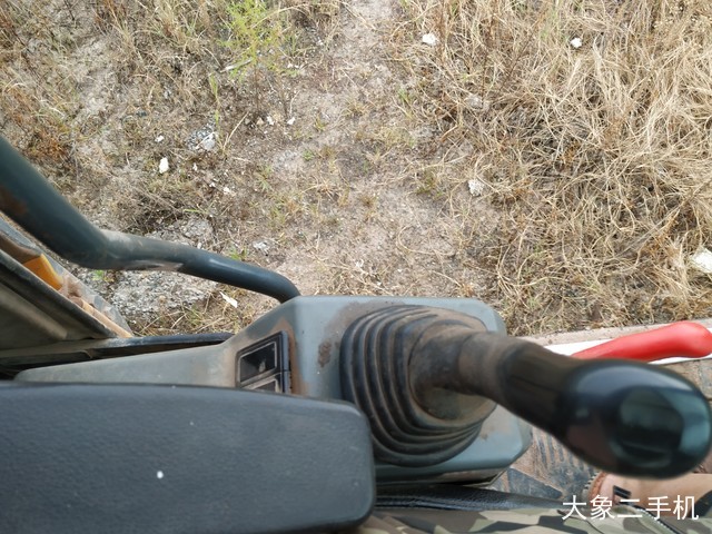 山重建机 JCM922D 挖掘机