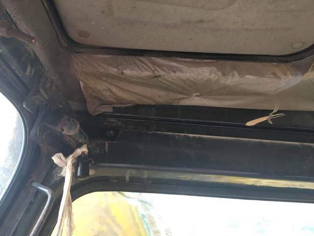 现代 R80-7 挖掘机