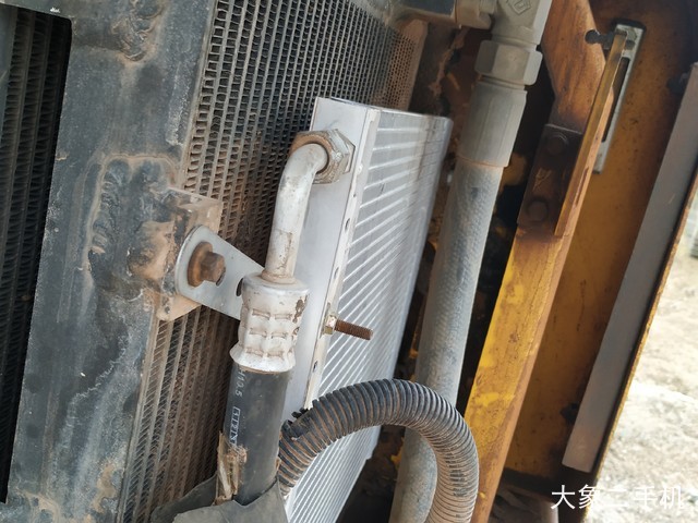 山东临工 LG660 挖掘机