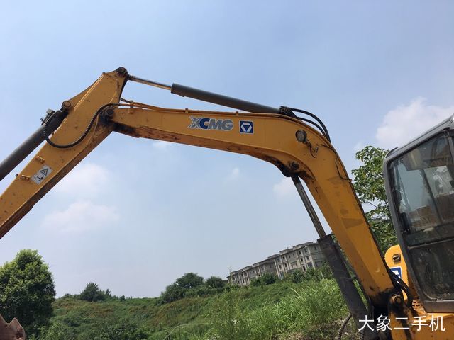 徐工 XE60 挖掘机