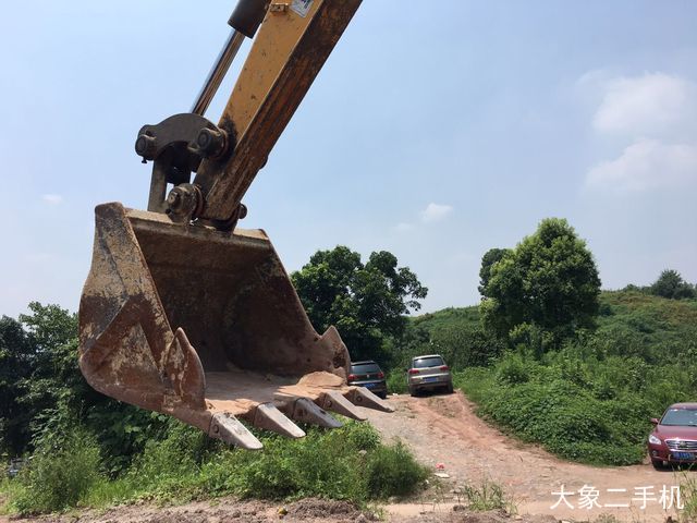 徐工 XE60 挖掘机