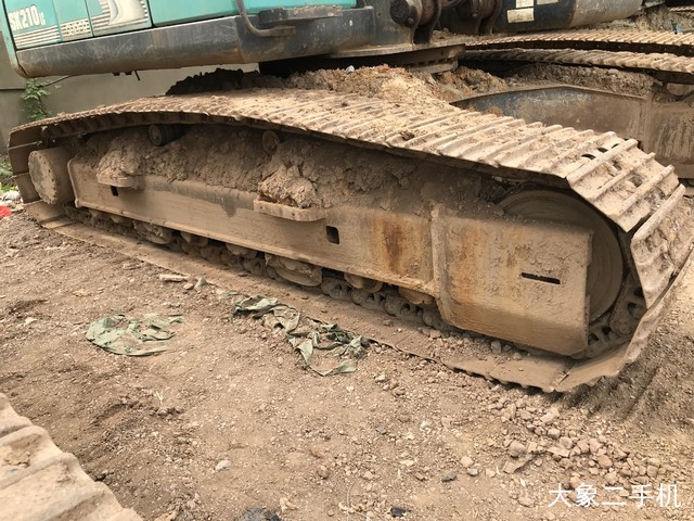 神钢 SK210LC-8 挖掘机