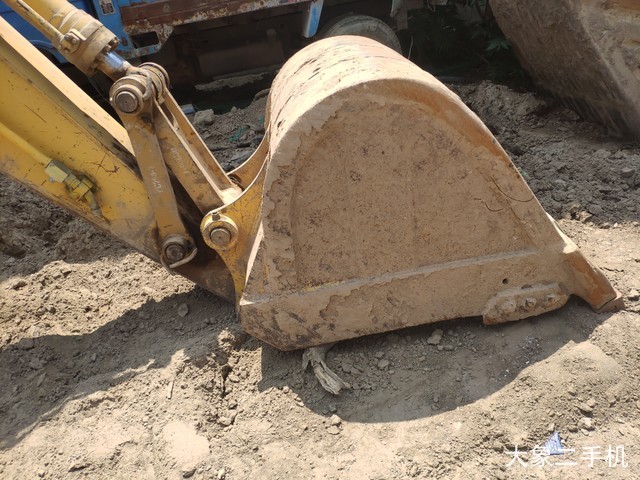 小松 PC240LC-8 挖掘机