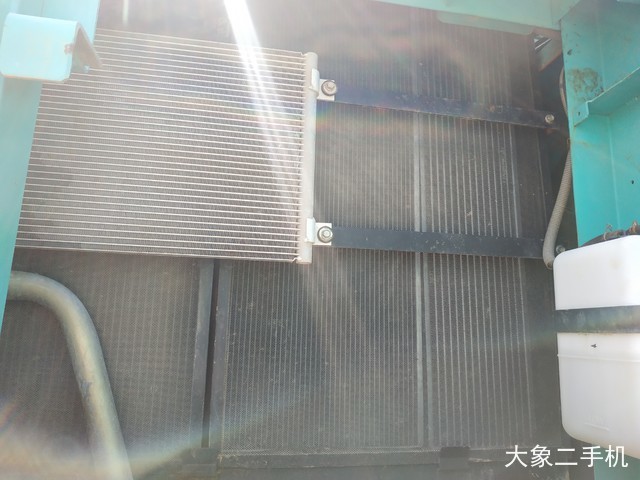 神钢 SK350LC-8 挖掘机