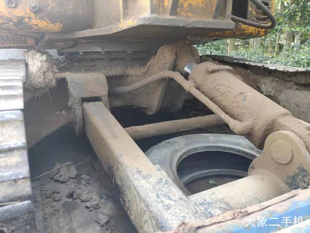 龙工 LG6065 挖掘机