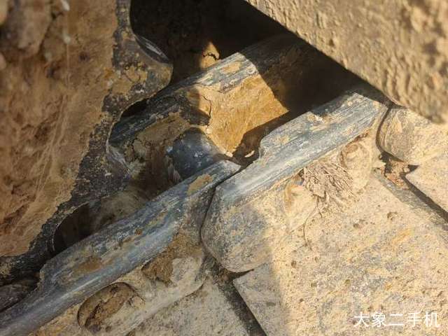 山东临工 E6135F 挖掘机