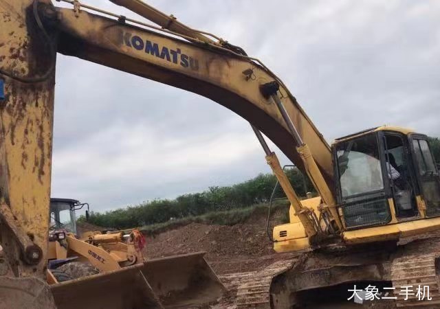 小松 PC360-8 挖掘机