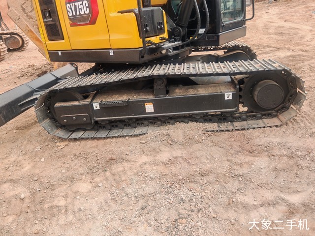 三一重工 SY75C-10 挖掘机