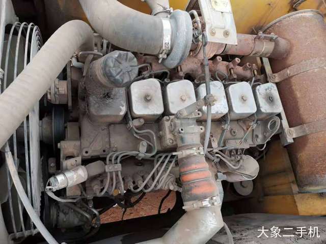 现代 R225LC-7 挖掘机