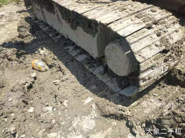 现代 R60-7 挖掘机