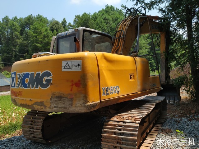 徐工 XE150D 挖掘机