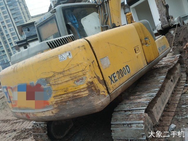 徐工 XE135B 挖掘机
