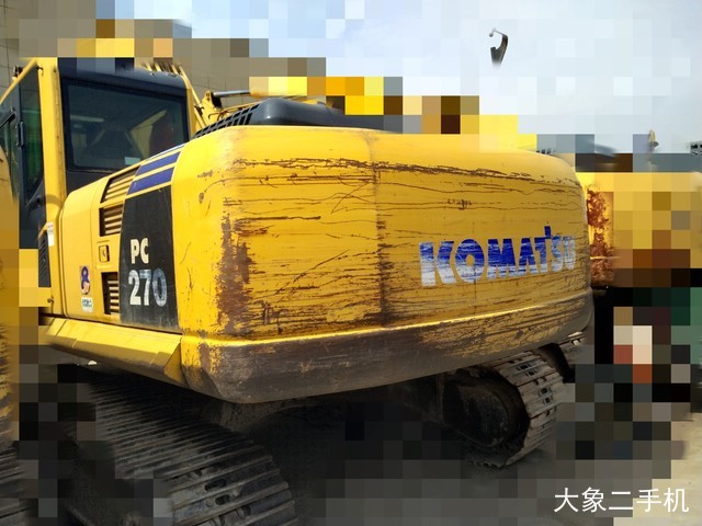 小松 PC240LC-8 挖掘机