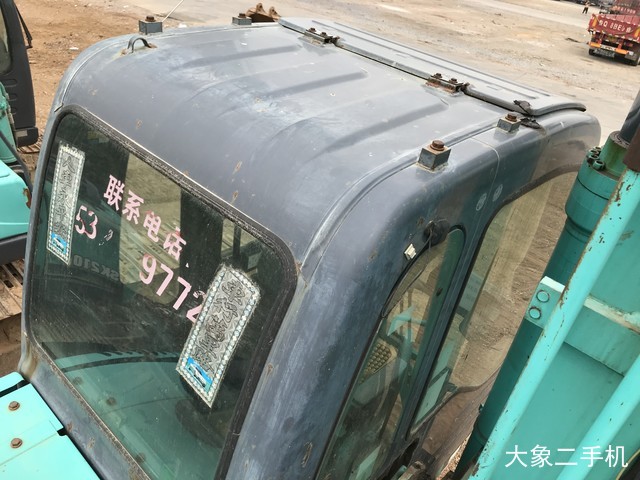 神钢 SK200-8 挖掘机