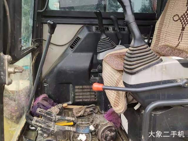 小松 PC60-8 挖掘机