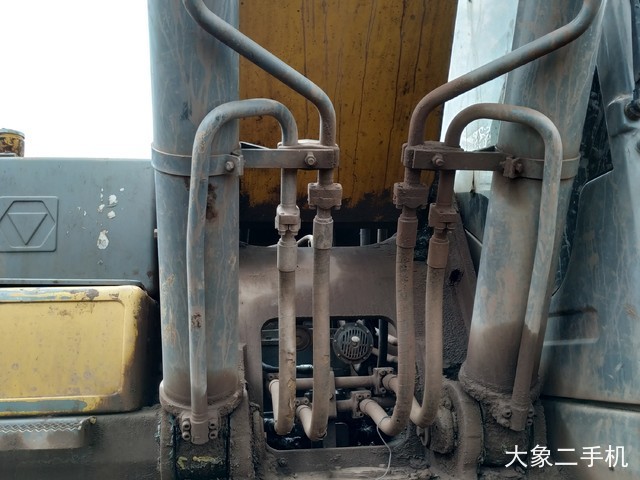 徐工 XE335C 挖掘机