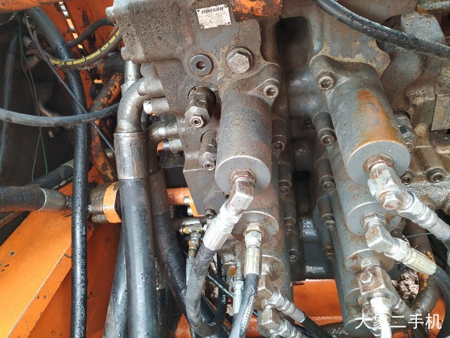 斗山 DH420LC-7 挖掘机