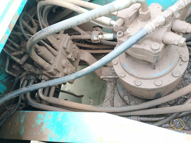 神钢 SK350LC-8 挖掘机