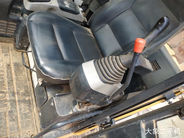 小松 PC56-7 挖掘机