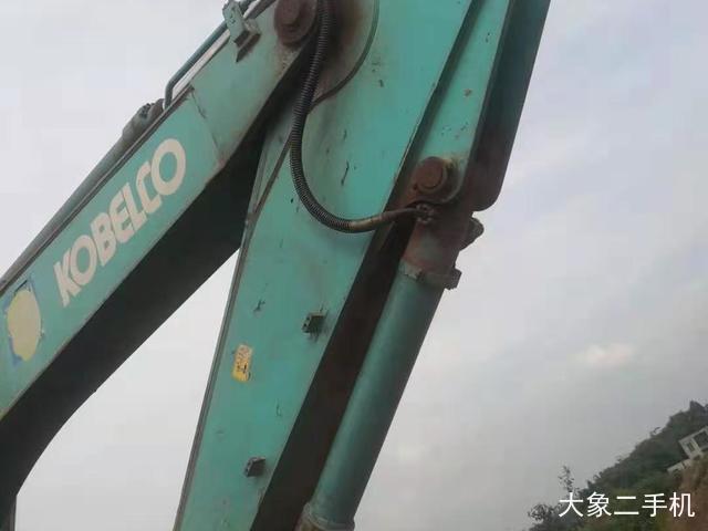 神钢 SK350LC-8 挖掘机