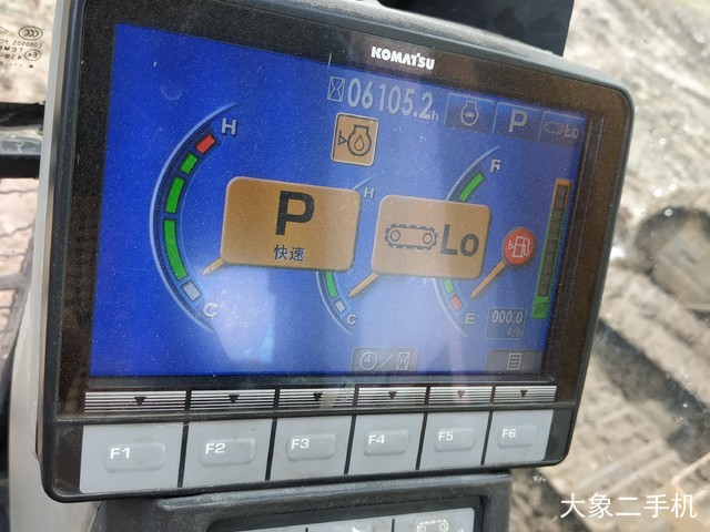 小松 PC240LC-8M0 挖掘机