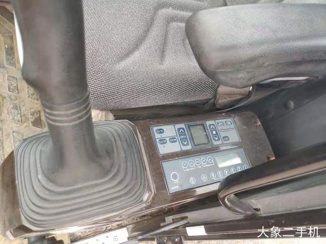 三一重工 SY75C-9 挖掘机