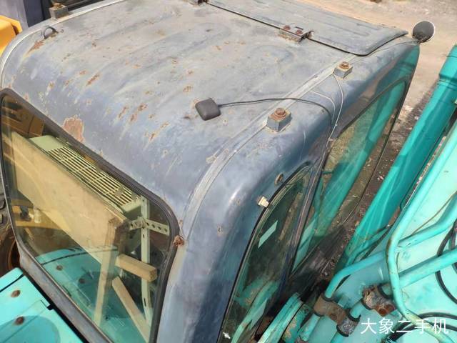 神钢 SK210LC-8 挖掘机