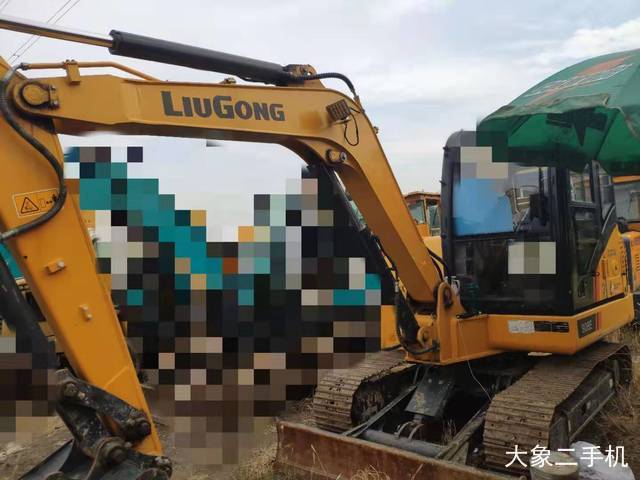 柳工 CLG906D 挖掘机