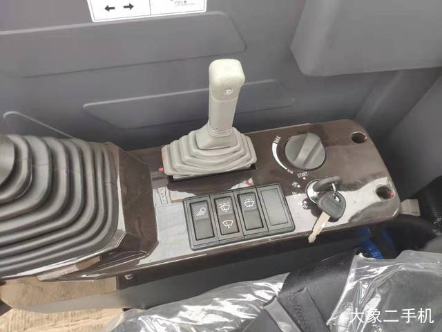 三一重工 SY55C-10 挖掘机