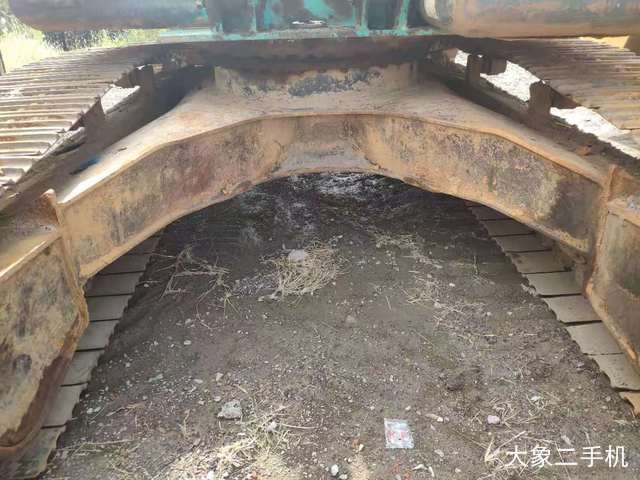 神钢 SK210LC-8 挖掘机