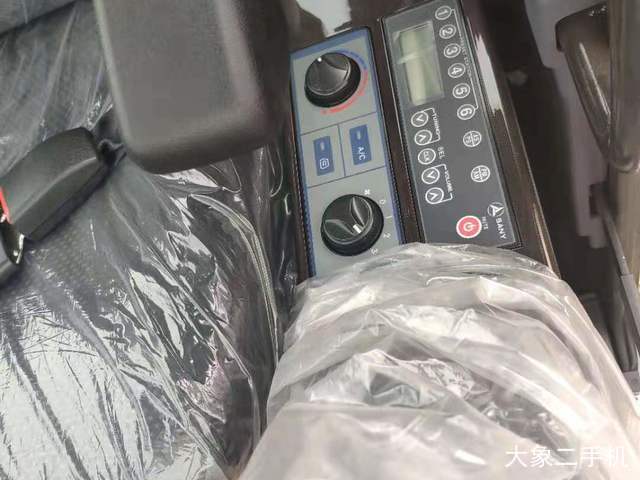 三一重工 SY55C-10 挖掘机