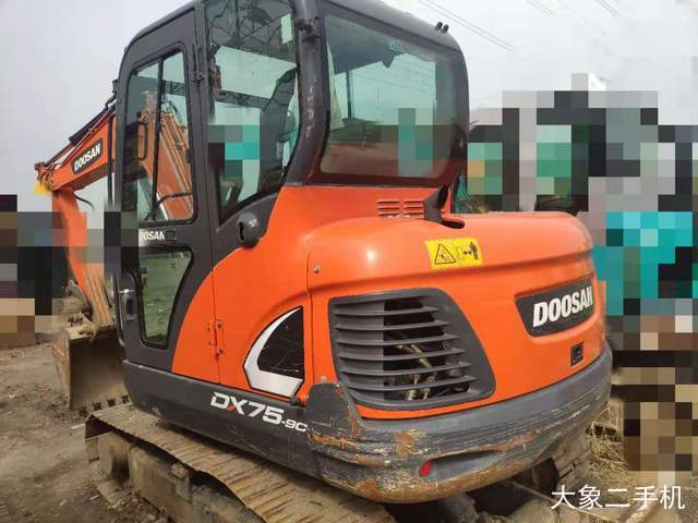 斗山 DX55-9C 挖掘机