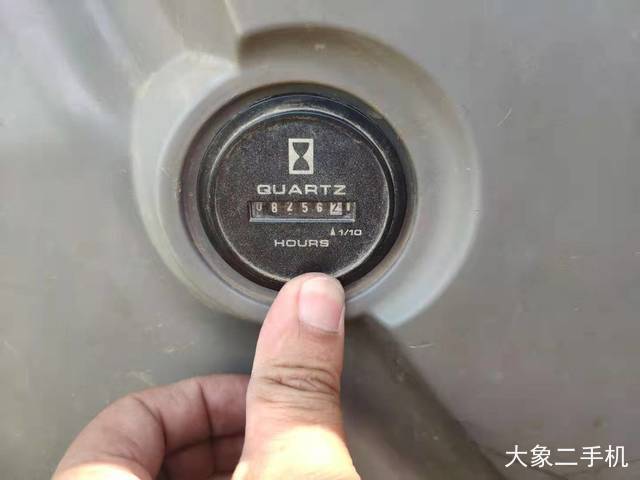 神钢 SK210LC-8 挖掘机