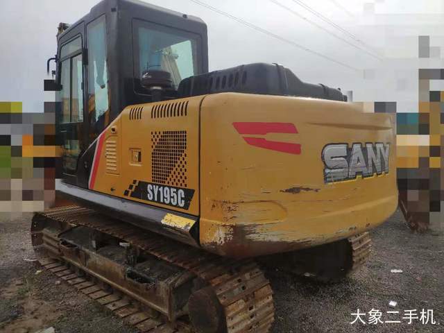 三一重工 SY155C-9 挖掘机