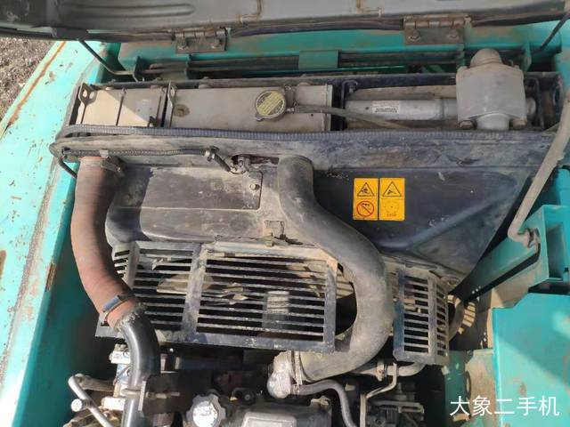 神钢 SK210LC-8 挖掘机