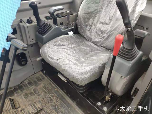 柳工 CLG906D 挖掘机