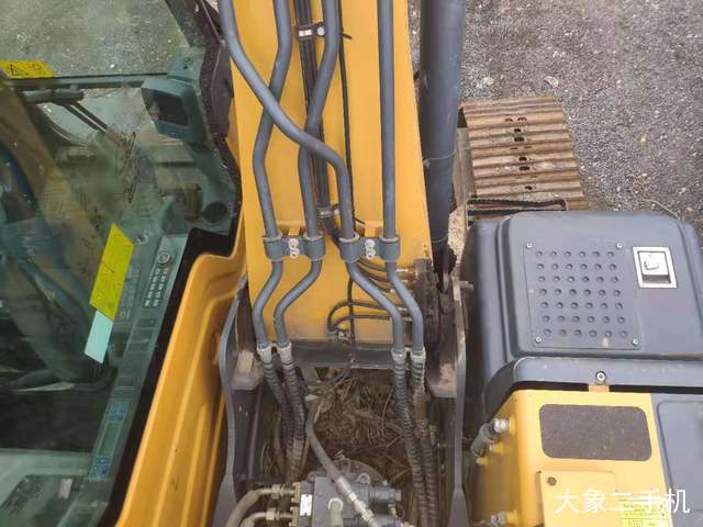 徐工 XE135D 挖掘机