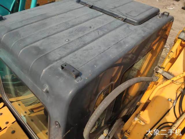 现代 R210W-7 挖掘机