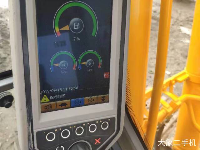 龙工 LG6150 挖掘机