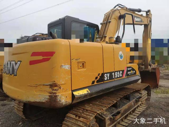 三一重工 SY155C-9 挖掘机