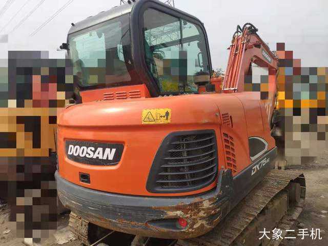 斗山 DX55-9C 挖掘机