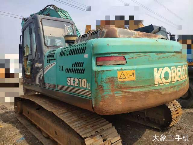 神钢 SK210LC-8 挖掘机