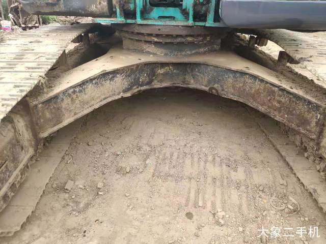 神钢 SK260LC-8 挖掘机