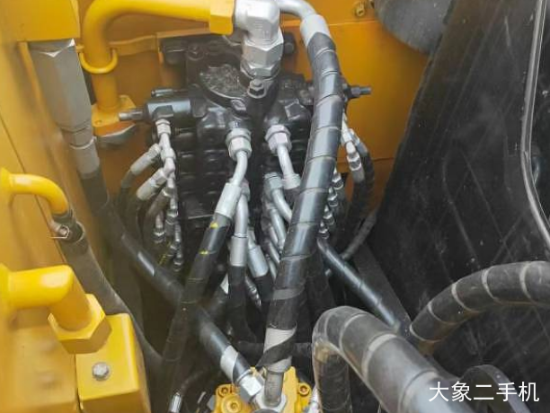 三一重工 SY75C 挖掘机