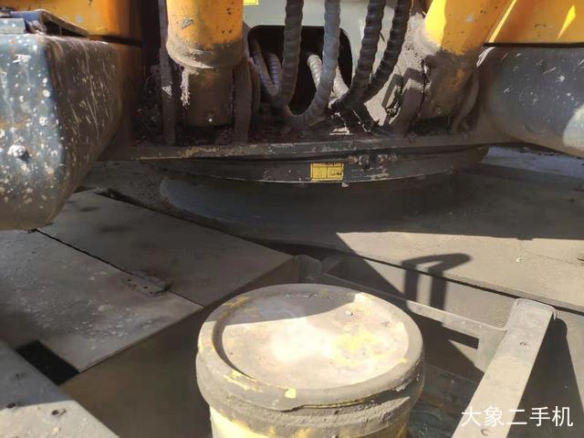 现代 R150W-9 挖掘机