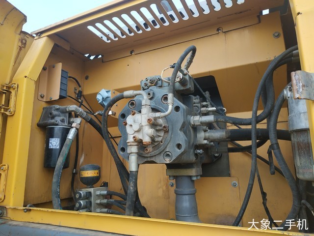 徐工 XE370CA 挖掘机