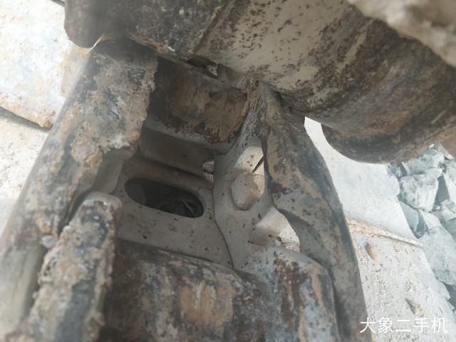 小松 PC200-8 挖掘机